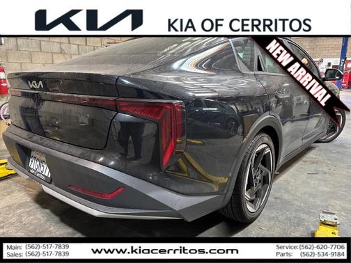 2025 Kia K4 EX