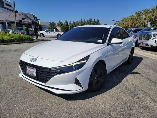 Quartz White 2021 Hyundai ELANTRA SEL