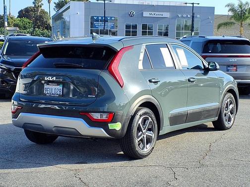 Cityscape Green 2023 Kia Niro Plug-In Hybrid EX