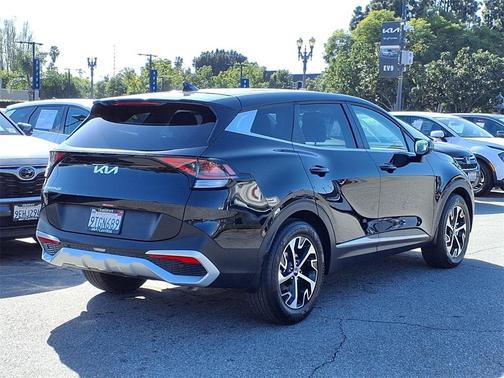 2025 Kia Sportage EX