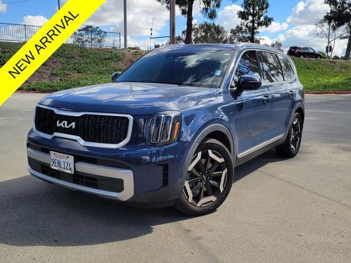 Midnight Lake Blue 2023 Kia Telluride EX