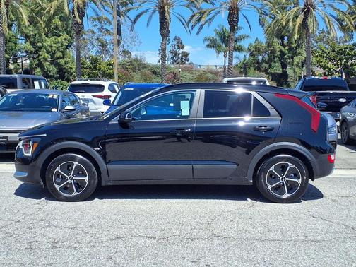 Aurora Black Pearl 2025 Kia Niro EX