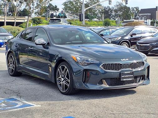 2022 Kia Stinger GT2