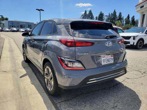 2023 Hyundai KONA EV SE