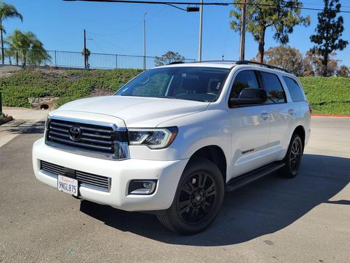 Wind Chill Pearl 2022 Toyota Sequoia TRD Sport