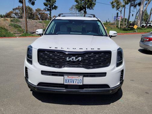 Glacial White Pearl 2022 Kia Telluride EX