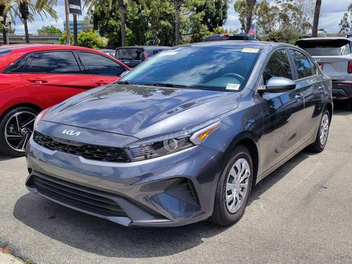 Gravity Gray 2024 Kia Forte LX