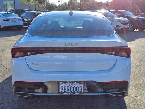 2022 Kia K5 LXS
