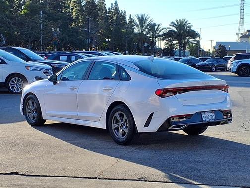 2022 Kia K5 LXS