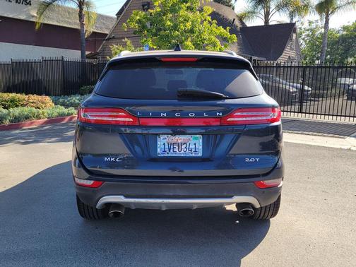 Midnight Sapphire Blue Metallic 2017 Lincoln MKC Select