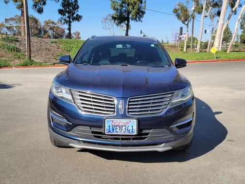 Midnight Sapphire Blue Metallic 2017 Lincoln MKC Select