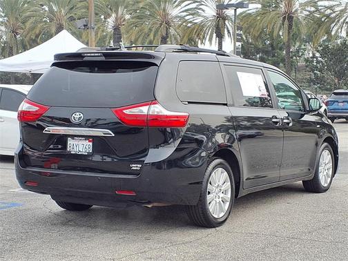 2017 Toyota Sienna Limited