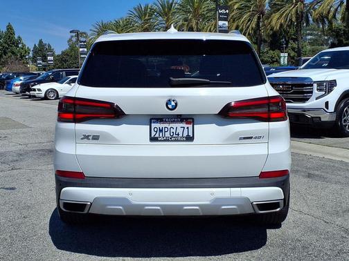 Alpine White 2021 BMW X5 sDrive40i