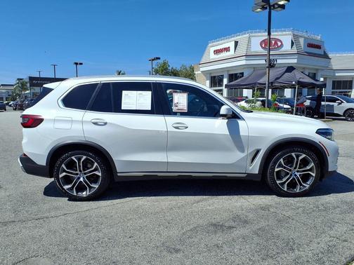 Alpine White 2021 BMW X5 sDrive40i