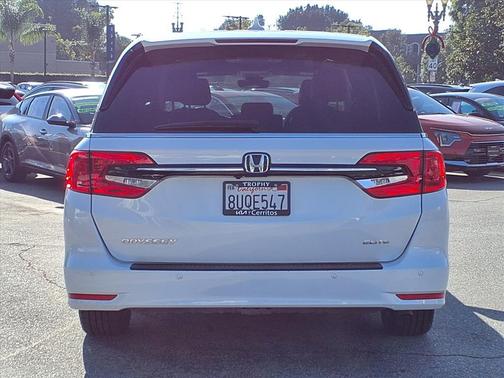 2021 Honda Odyssey Elite