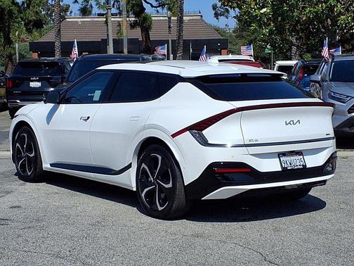 Snow White Pearl 2024 Kia EV6 GT-Line