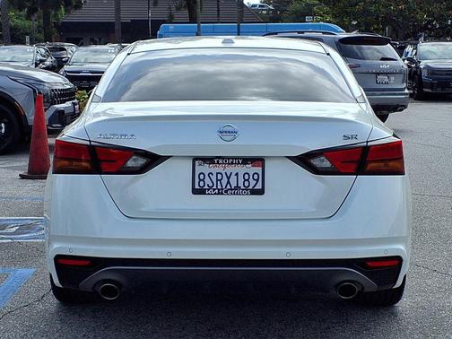 Pearl White Tricoat 2020 Nissan Altima SR FWD