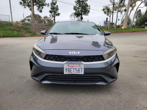 Gravity Gray 2022 Kia Forte LXS