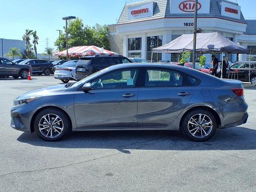 Gravity Gray 2022 Kia Forte LXS