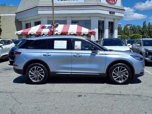 Elite Blue Metallic Clearcoat 2022 Lincoln Corsair Standard