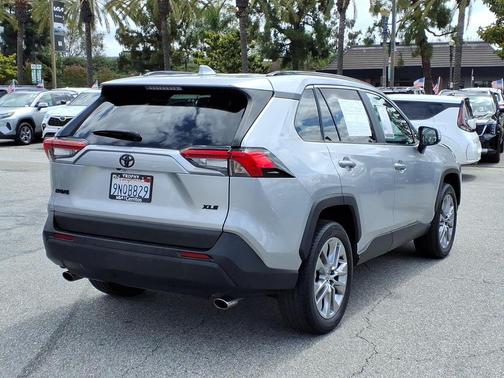 Silver Sky Metallic 2024 Toyota RAV4 XLE Premium