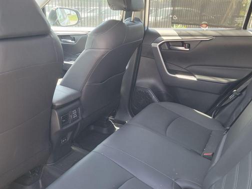 Silver Sky Metallic 2024 Toyota RAV4 XLE Premium