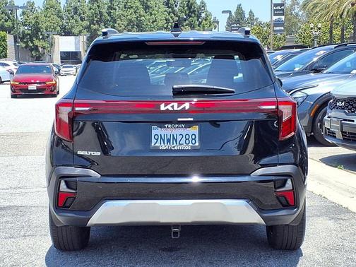 Fusion Black 2024 Kia Seltos EX