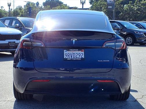 2022 Tesla Model Y Performance Dual Motor All-Wheel Drive