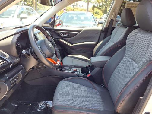 Crystal White Pearl 2024 Subaru Forester Sport