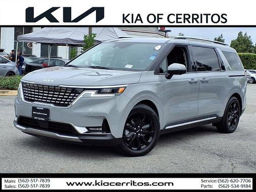 Ceramic Silver 2024 Kia Carnival SX
