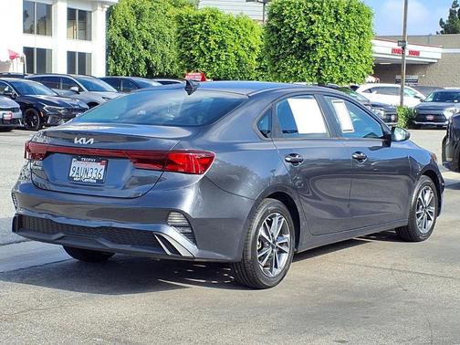 Gravity Gray 2022 Kia Forte LXS