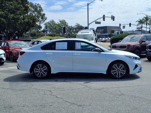 2023 Kia Forte GT-Line
