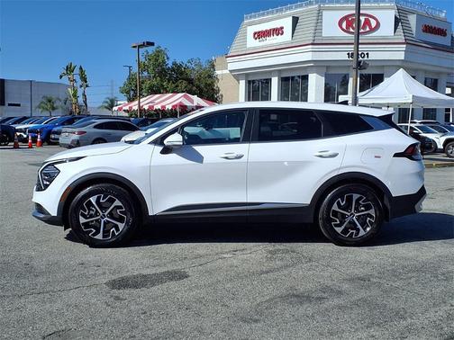 2025 Kia Sportage EX