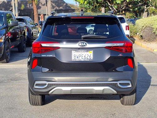 2021 Kia Seltos S