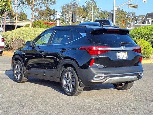 2021 Kia Seltos S
