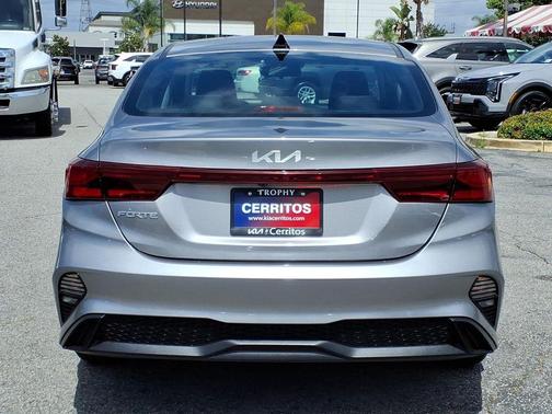 Steel Gray 2024 Kia Forte LXS