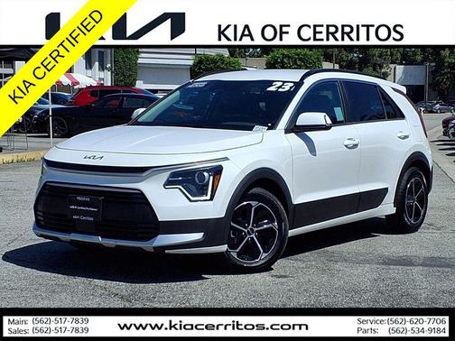 Snow White Pearl 2023 Kia Niro EX