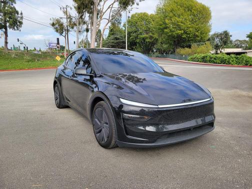 Diamond Black 2026 Tesla Model Y Long Range Launch Series