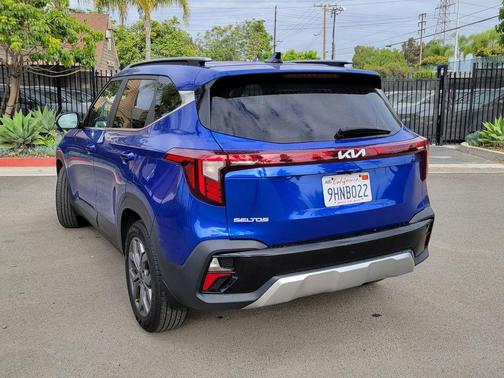 Neptune Blue 2024 Kia Seltos S
