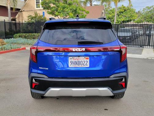 Neptune Blue 2024 Kia Seltos S
