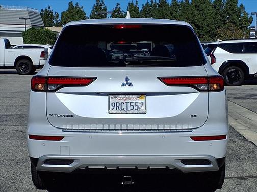 2024 Mitsubishi Outlander 