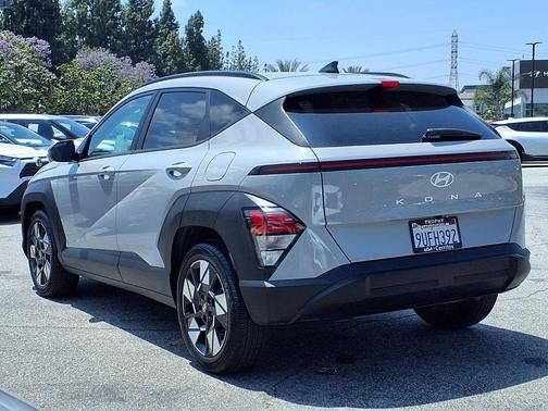 Cyber Gray Metallic 2025 Hyundai KONA SEL