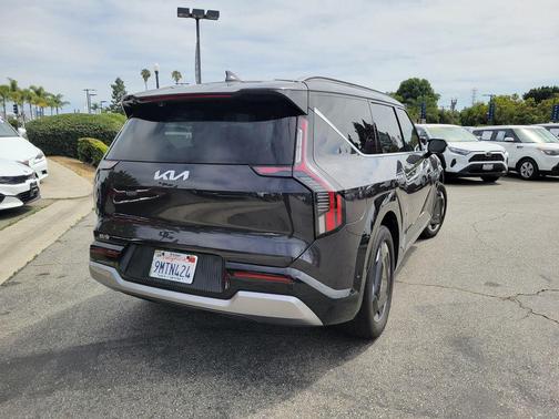 Panthera Metal 2024 Kia EV9 Land