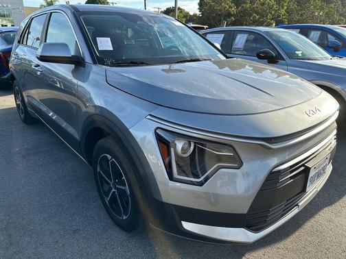 Steel Gray 2025 Kia Niro LX