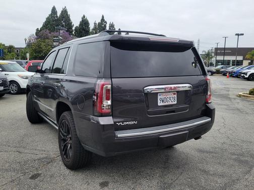 Iridium Metallic 2017 GMC Yukon Denali