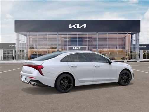 Snow White 2026 Kia K5 GT-Line FWD