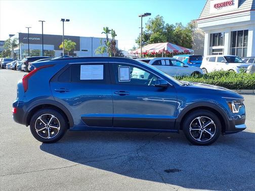 2025 Kia Niro EX