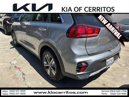 Steel Gray 2022 Kia Niro LXS