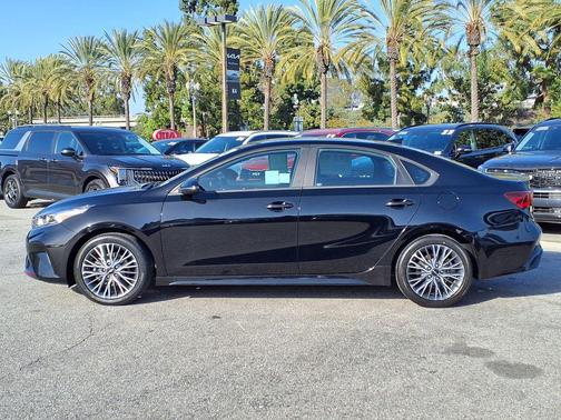 Aurora Black 2023 Kia Forte GT-Line