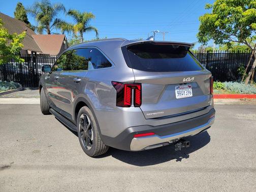 Steel Gray 2025 Kia Sorento Plug-In Hybrid SX Prestige
